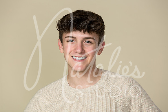 Robbie_7890-Edit