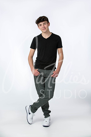 Robbie_7672-Edit
