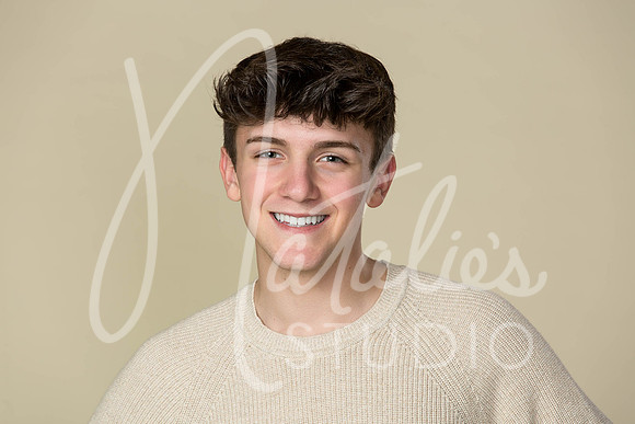 Robbie_7890-Edit